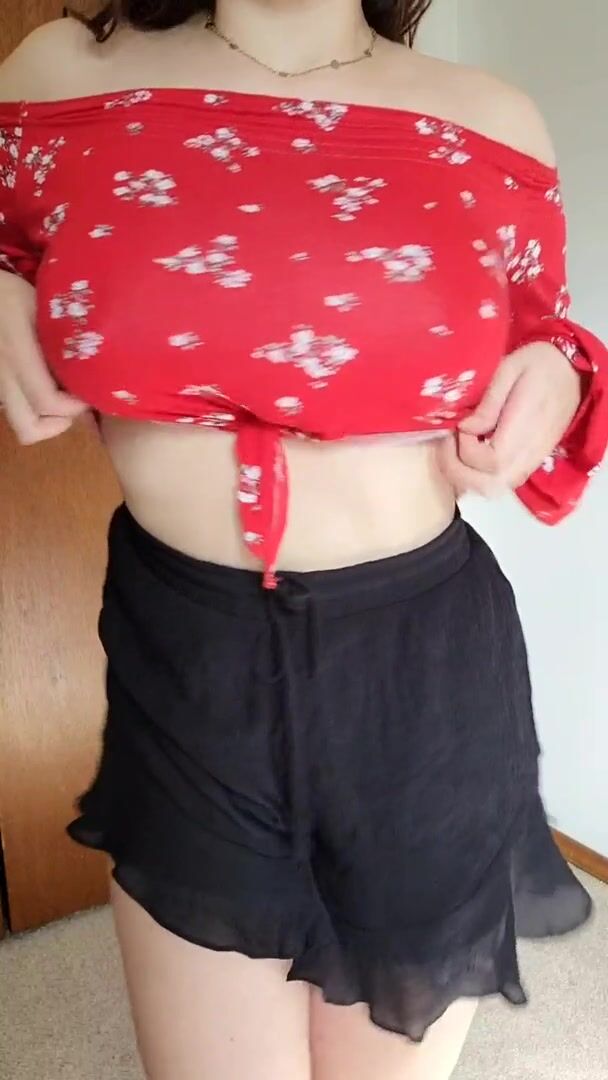 Did my perky natural boobs make your Monday morning better? ;)