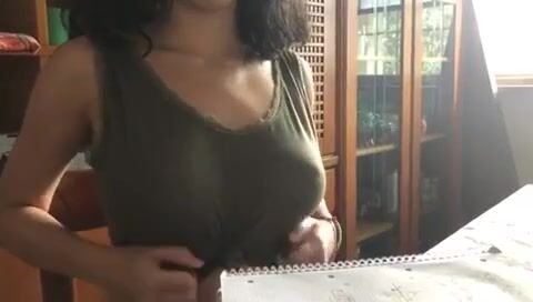 Do you enjoy big titty drops? ♥