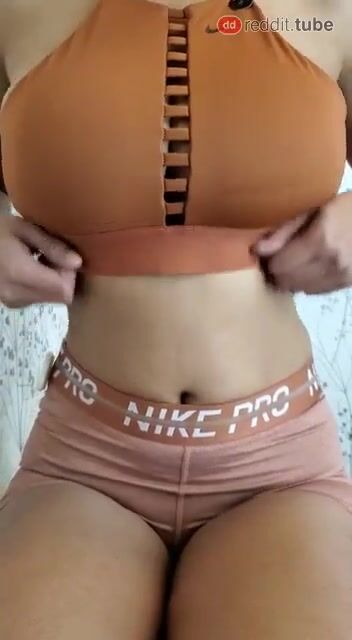 Other post got locked because im not petite enough :( I guess its time to work out again!