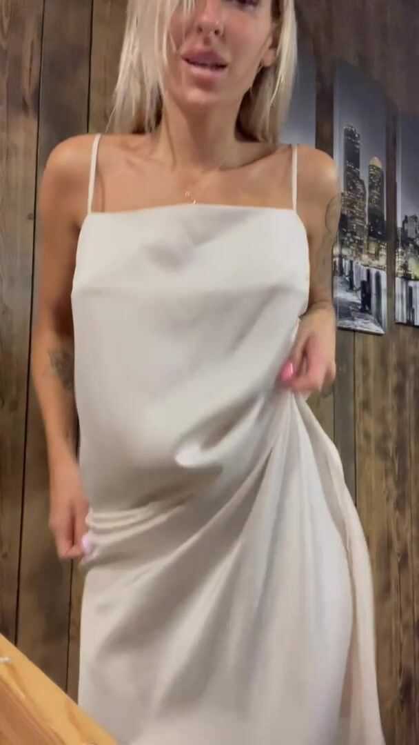 I'm sure this video will get a lot of attention ... prepare to night club in this dress 22F