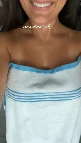My towel would look great on your bedroom floor. Dont you agree?