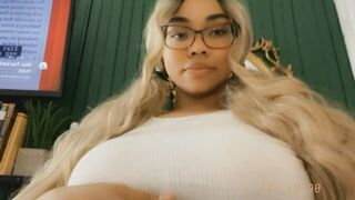 Black Tits: Pretty ass #1