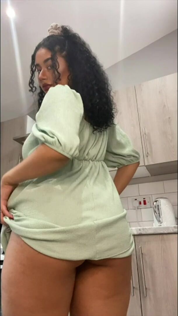 Anyone interested in a slutty Sunday night with me?