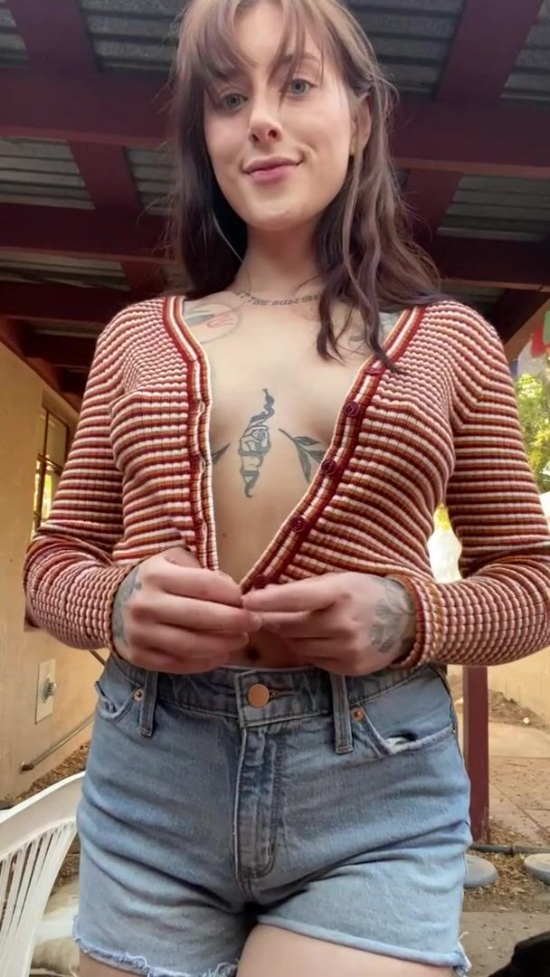 Im just the girl next door who likes to show off her tits ????