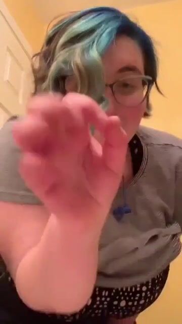 BIG TITTED NERDS ARE HOT