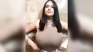 Big Tits but Clothed: Mirror check #2